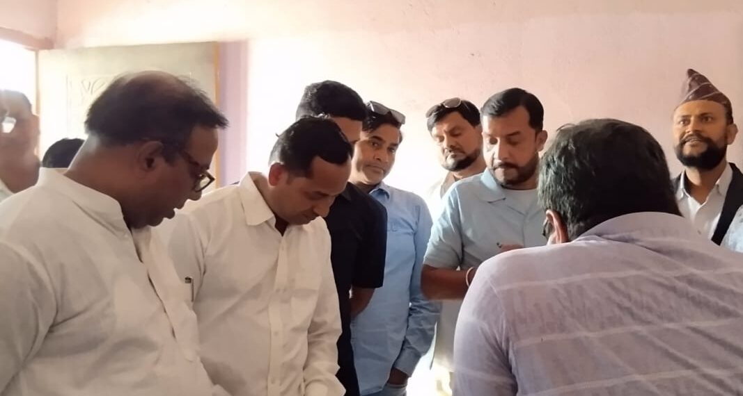 श्रम तथा यातायात मन्त्री सुमनद्वारा यातायात कार्यालय अनुगमन(फोटोफिचर)